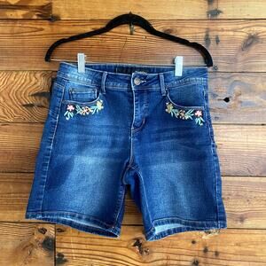 Thorn Dark Wash Floral Embroidery Universal Fit Denim Shorts - Size 8